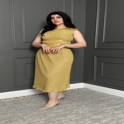 فستان نسائي ميدي بألوان مميزة
