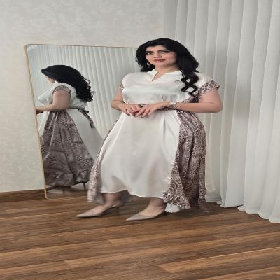 جلابية نسائية بدون أكمام بنمط نمري